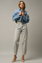 Load image into Gallery viewer, High Rise Balloon Jeans

