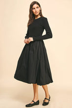 Load image into Gallery viewer, Black Contrast Balloon Midi Dress
