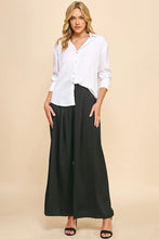 Load image into Gallery viewer, Black Satin Pleated Flare Wide
