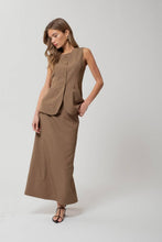 Load image into Gallery viewer, Back Slit Straight Midi Skirt
