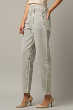 Load image into Gallery viewer, High Rise Balloon Jeans
