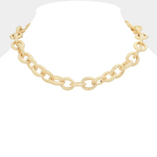 Load image into Gallery viewer, Textured Open Metal Gold Oval Link Collar Necklace
