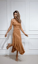 Load image into Gallery viewer, Brown Dress with Belt
