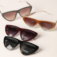 Load image into Gallery viewer, Retro Triangle Shape Cat Eye Sunglasses
