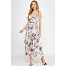 Load image into Gallery viewer, Piping Detail Sleeveless Maxi Dress
