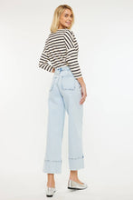 Load image into Gallery viewer, High Rise Cropped Wide Leg Jeans

