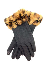 Load image into Gallery viewer, Faux Leopard Trim Gloves
