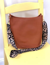 Load image into Gallery viewer, Chocolate Ashley Crossbody
