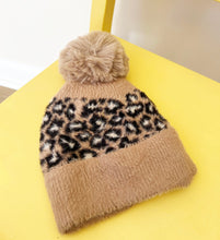 Load image into Gallery viewer, Leopard Print Winter Hat
